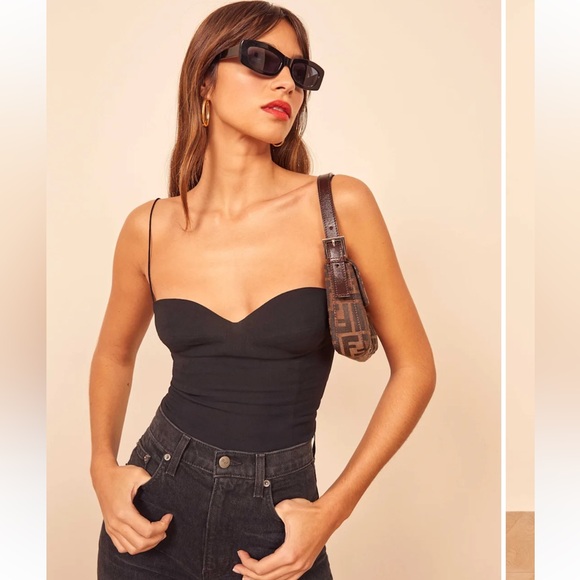 Reformation Tops - Reformation Liza Top size 0